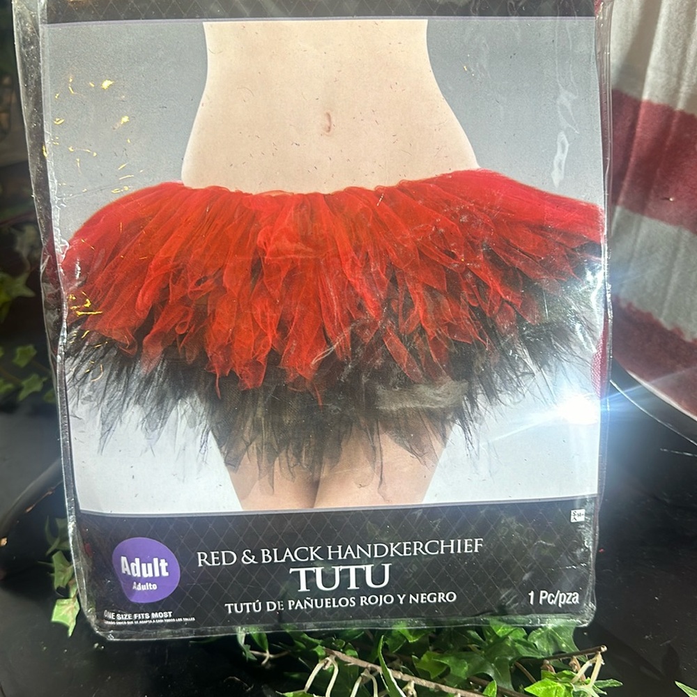 NIP Adult Red & Black Handkerchief Tutu Halloween costume